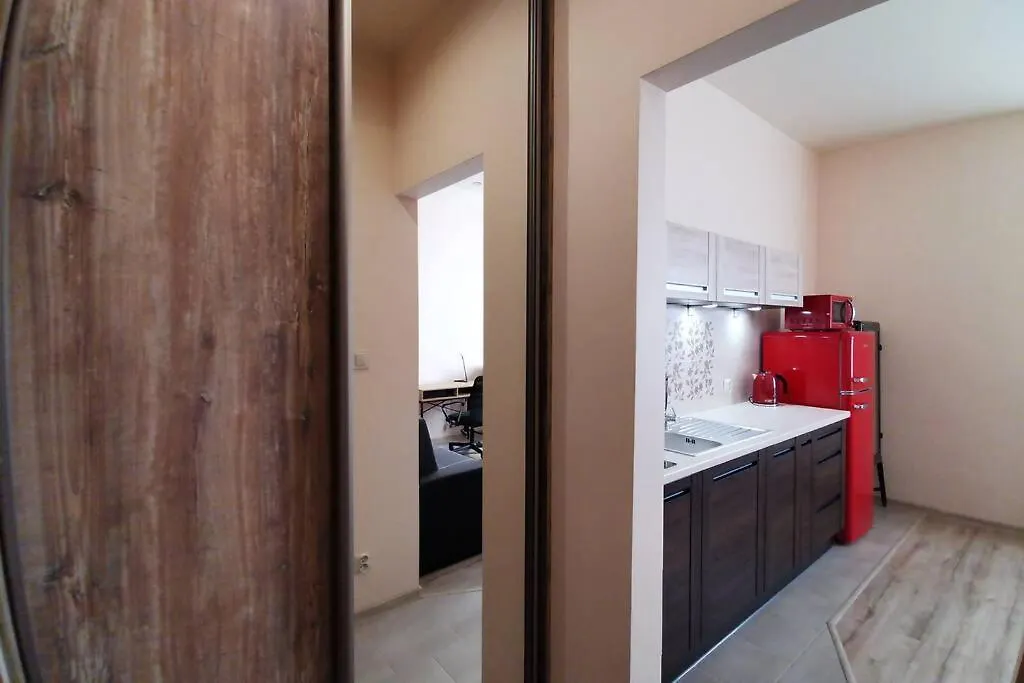 Little Big Red - Central Modern Studio Krakow Apartment